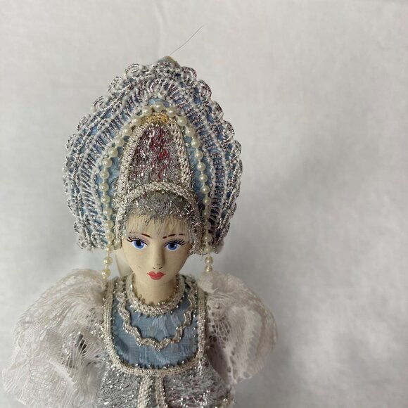 Traditional Russian Folk Doll Blue Dress W/Silver & Lace Handcrafted Collectible - Picture 9 of 11